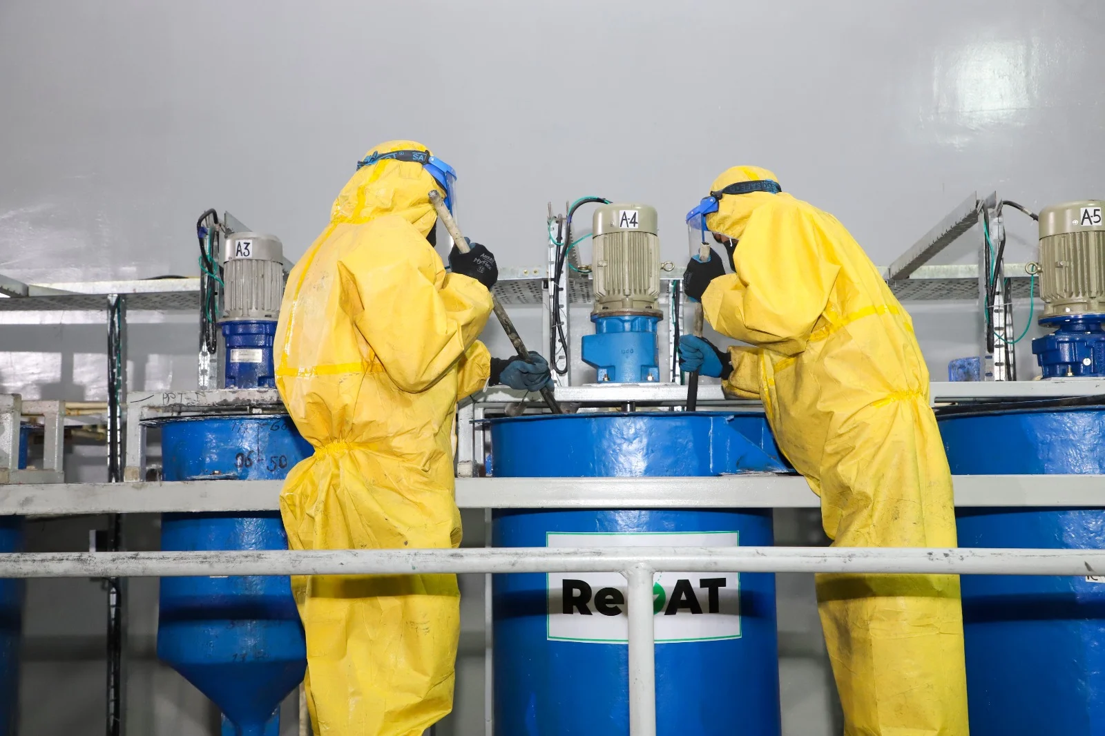 Lithium-Ion batteries prepared for recycling | ReBAT